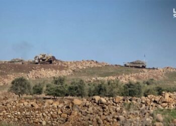 Israeli occupation forces shell areas in Quneitra and Daraa countryside
