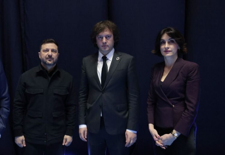 Kobakhidze, Botchorishvili Speak with Zelenskyy, Sybiha at EPC Summit in Yerevan – Civil Georgia