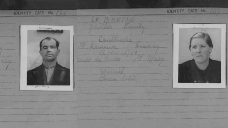 A British family who sheltered an Uzbek soldier during the war was awarded