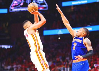 Hawks beat Knicks in nail-biter