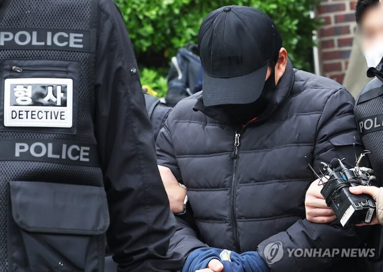 Arrest warrant issued for key drug supplier to notorious drug kingpin Park Wang-yeol