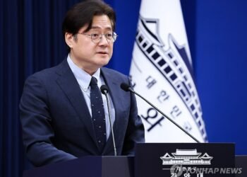 Lee urges careful deliberation on special probe over ‘fabricated’ charges against him under Yoon
