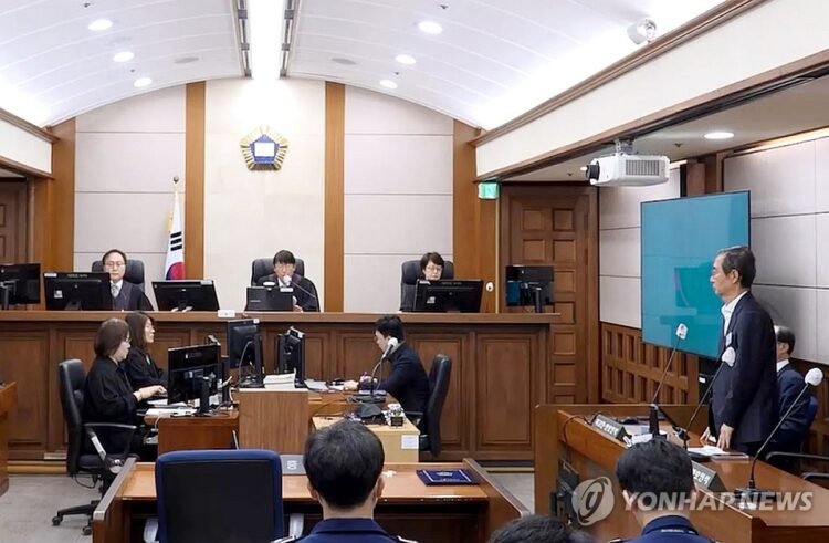(2nd LD) Appeals court reduces sentence for ex-PM Han to 15 yrs in insurrection trial
