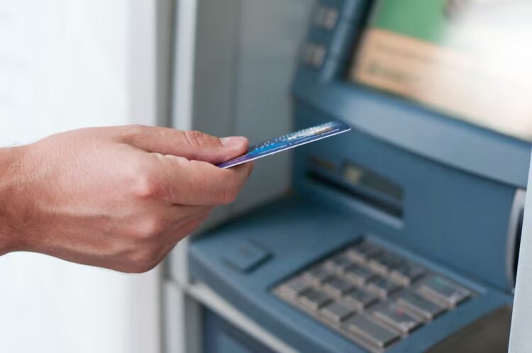 This is how private banks will serve on the Labor Day holiday | Economy | News