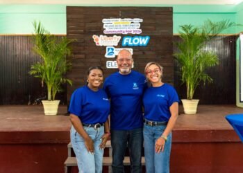 Flow pushes digital skills drive in Cedros