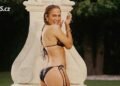 Jennifer Lopez showed her abs, she looks 20 years younger at 56