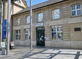 Prosecutors are demanding prison sentences for four police officers for assault
