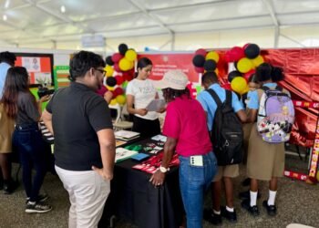 Vice Chancellor hails “largest ever” turnout at UGBC Open Day, Job Fair