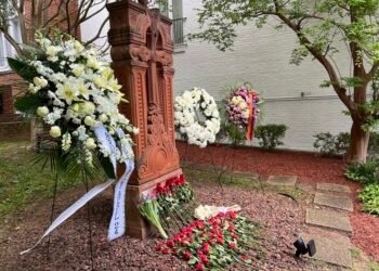 A ceremony to commemorate and pay tribute to the holy martyrs was held at the RA Embassy in the USA