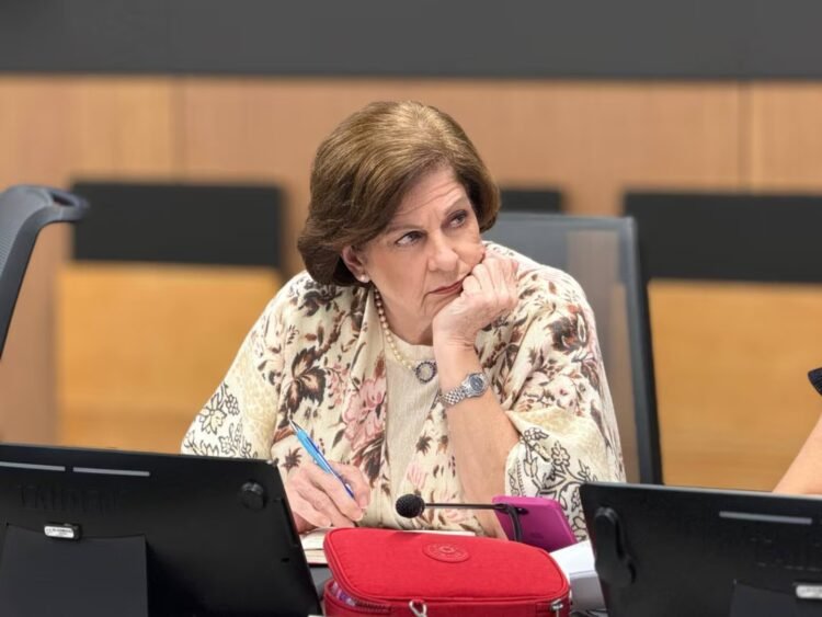 Pilar Cisneros announces the position of the Chavista party on the sanction of Fabricio Alvarado for alleged sexual abuse