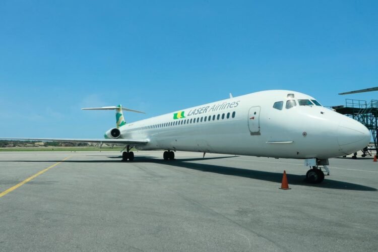 Laser airline’s first commercial flight from the United States lands in Maiquetía