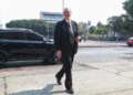 Julio César Rivera Clavería arrives at the National Palace for an interview with Arévalo