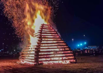 A call to be careful and observe restrictions when burning bonfires