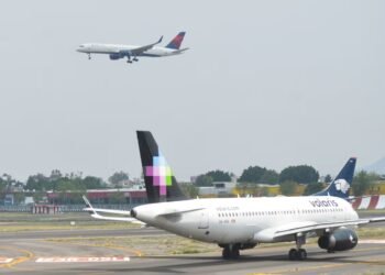 Mexico will expand operations at the Mexico City airport so that more US flights can land