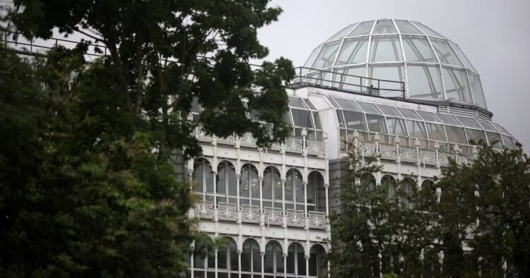 Stephen’s Green Shopping Centre €100m revamp erases building’s character
