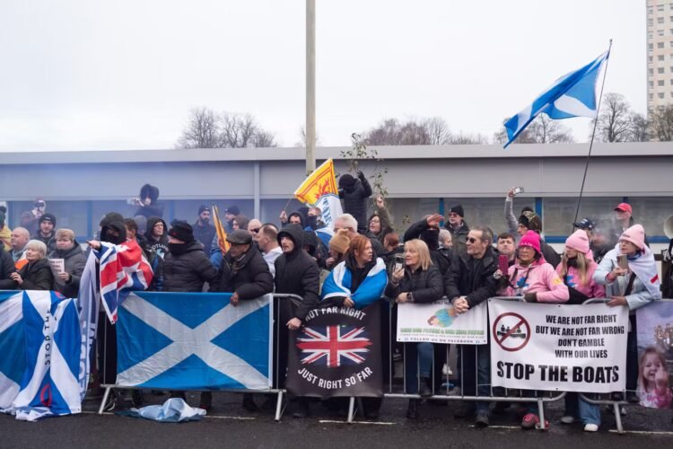 Scottish elections: Reform UK capitalizes on anti-migrant protests in Falkirk
