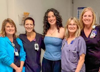 Abby Williford (18) saved the hospital as a premature baby – now she is giving back