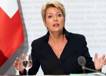 Swiss finance minister accuses UBS of over-aggressive lobbying