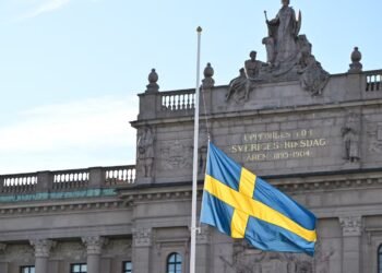 Sweden retroactively tightens requirements for naturalization
