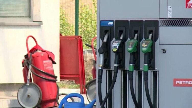 The fuel discount continues until May 18 – three denars lower price for diesel, two denars for gasoline