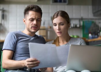 €2,502 per month: This is the income level at which you are considered ‘poor’ in Luxembourg