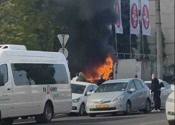 In Chisinau, a truck caught fire near the Bucuria factory. No injuries