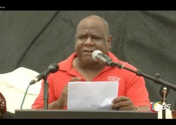 Daniel Warns Workers Not to Squander Their Money