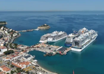 10,800 tourists arrive in Kusadasi aboard four cruise ships