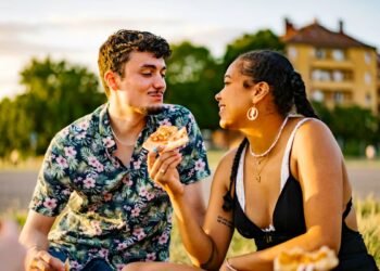 Rock & Star in the relationship: What role do you play in the relationship?