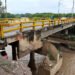 They close the border bridge between Colombia and Venezuela due to structural failure