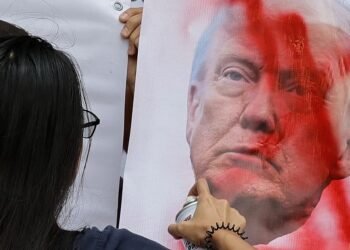Trump wants a new deal with Iran, but what did the Obama one that he tore up say?