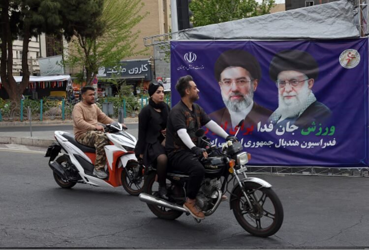 White House says there is no deadline for an agreement with Iran. Erdogan warns that war is beginning to weaken Europe