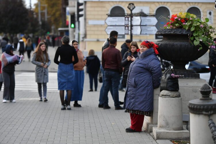 In Moldova, non-EU foreigners will be paid no less than local citizens: Parliament adopted a new law