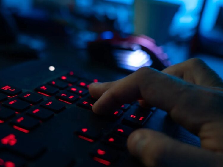 Telecoms firm warns of sharp rise in cyber threats in Switzerland