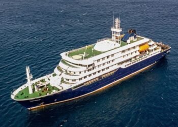 Three passengers died from a hantavirus outbreak on a cruise ship that left from Argentina