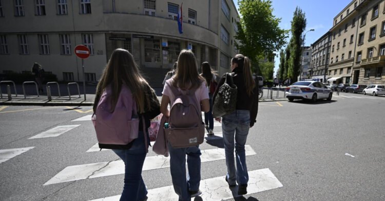 Jutarnji list – Zagreb schools evacuated again due to bomb threats