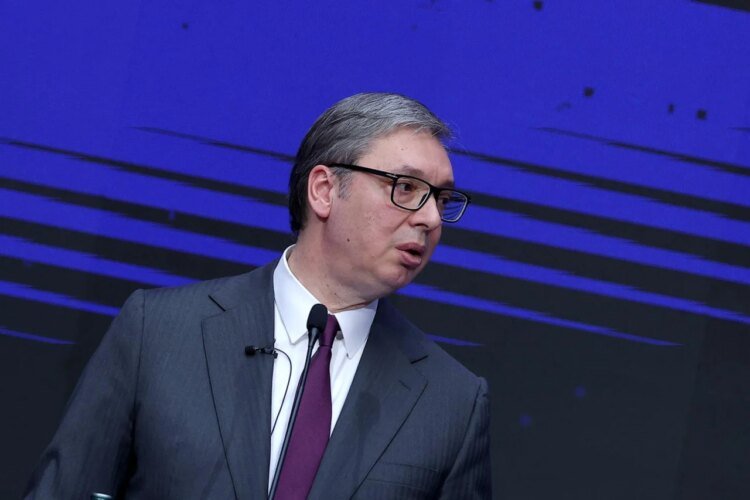 Slobodna Dalmacija – Vučić doesn’t like her: a year after she filmed beatings at a protest in Belgrade, female students are still not allowed in Serbia