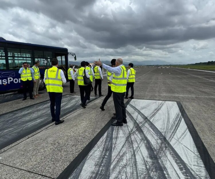 Japan explores direct air route with Panama