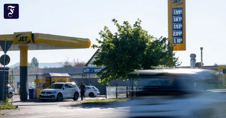 Expensive fuel prices: Why fuel discounts at gas stations fail