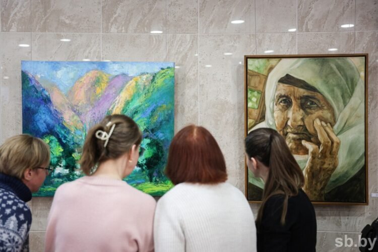 An exhibition of Tajik artists opened in Minsk