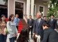 Meetings, stories and help for children: an Open Day was held at the Chinese Embassy