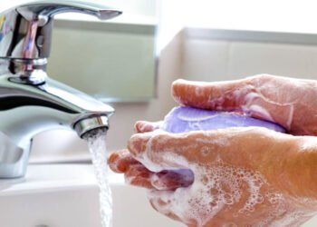 Hand hygiene: an action that protects and saves lives