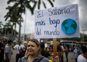 From a pyrrhic adjustment to a hybrid formula: uncertainty about the “responsible” announcement