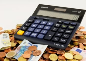 Tens of thousands of Romanians received bonuses from ANAF. Inland Revenue boasts ‘improving voluntary compliance’