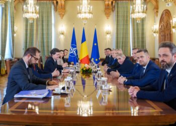 Parliamentarians who could tip the scales for the Bolojan Government. The group that usually holds the power is split SOURCES