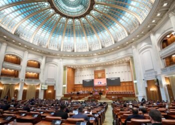 Calculations of the censure motion: How many votes do the PSD and AUR lack to topple the Bolojan government