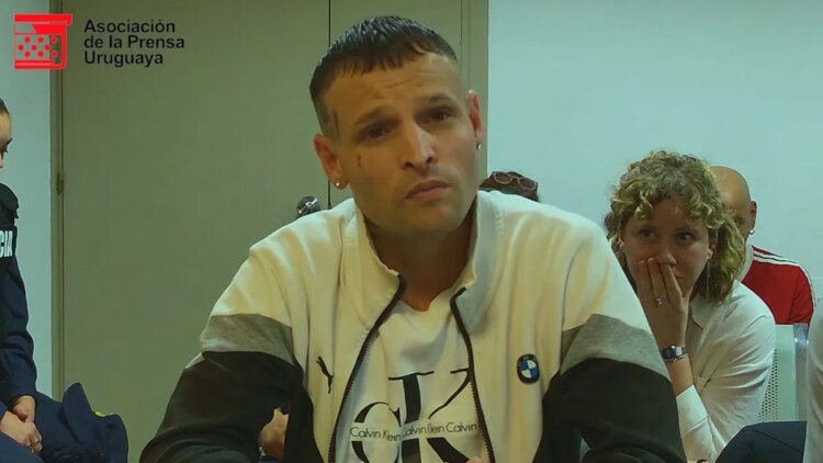 Moisés Martínez was transferred to the Pasteur Hospital emergency room after a suicide attempt: they await psychiatric evaluation