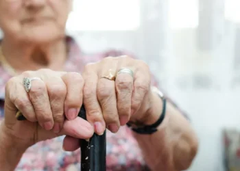 The owner of a residential complex in Florida was convicted of elder abuse: she must serve effective prison