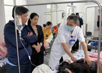 46 hospitalized after suspected ‘banh mi’ food poisoning in Vietnam’s Quang Tri
