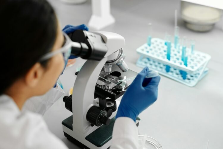Researchers Achieve Breakthrough in Light-Controlled Targeted Therapy